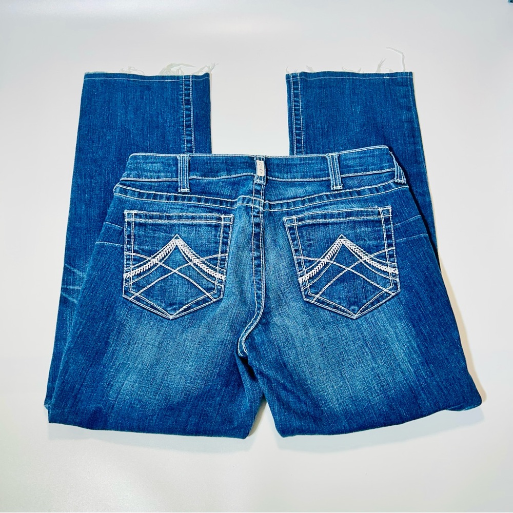 Ariat jeans Mid Rise straight leg jeans Dark wash stretchy women Size 32